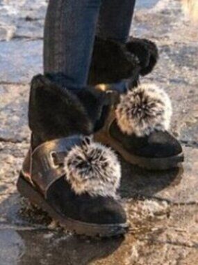 UGG Isley Black Waterproof Leather Shearling Pom Pom Winter Boots Size 5
